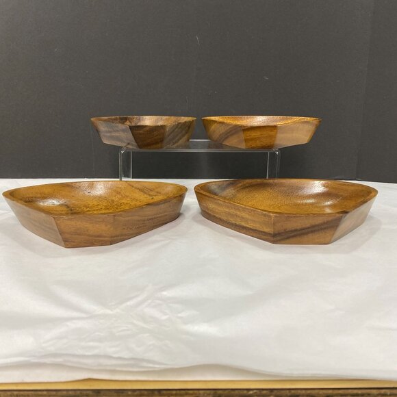 Vintage Monkey Pod Style Wood Triangle Nut Candy Trinket Bowls Set Of 4 - Picture 3 of 12